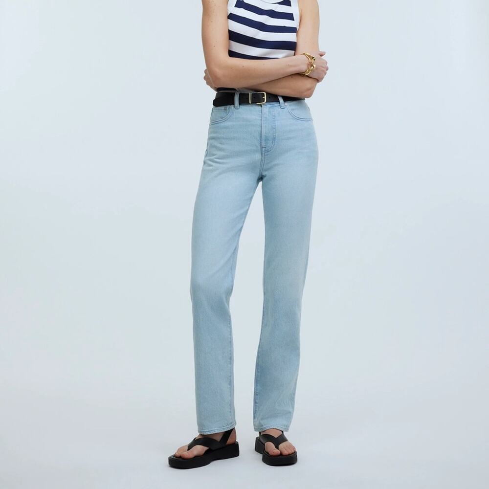 Madewell 90’s Straight Light Wash High Waisted Jeans Size 25